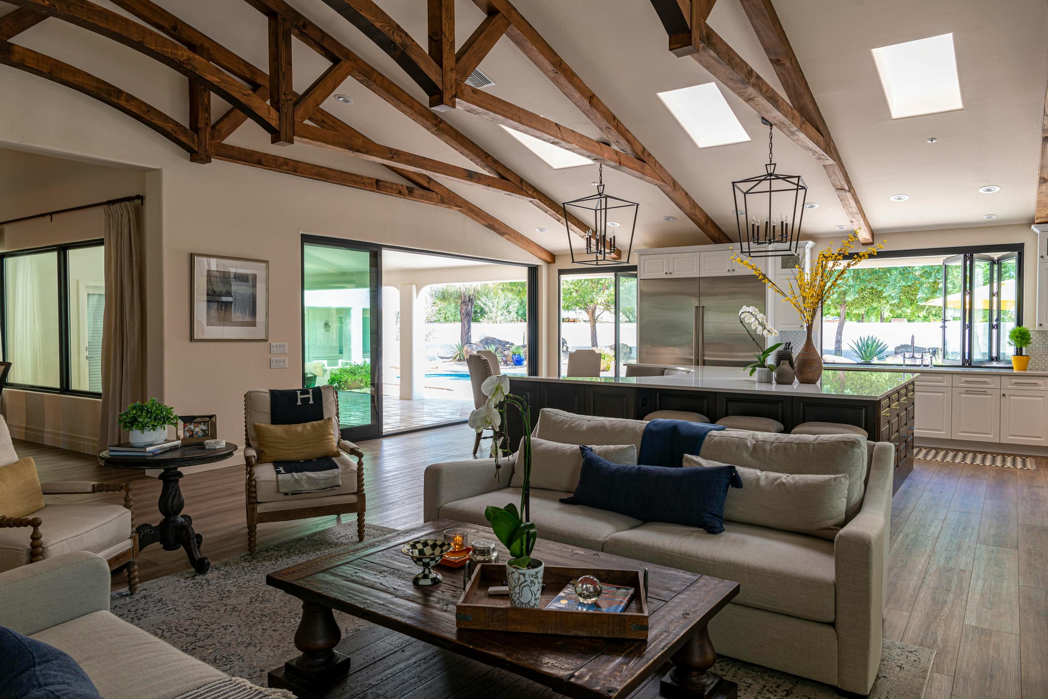 How to Choose the Perfect Sunroom for Your Home