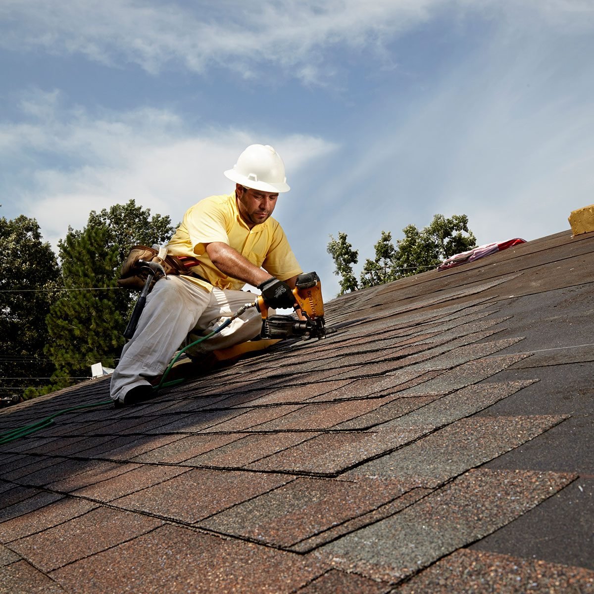 Choosing the Right Roofing Contractor for Your Home: Key Considerations and Tips