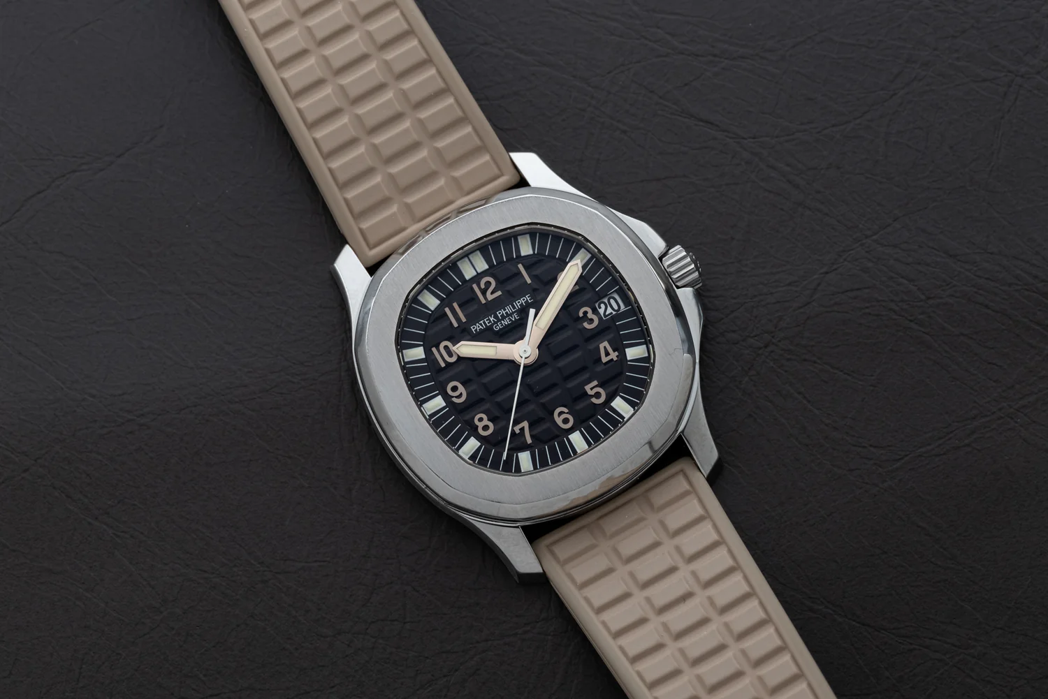 Patek Philippe Rubber Straps: Luxury Redefined for Your Watch