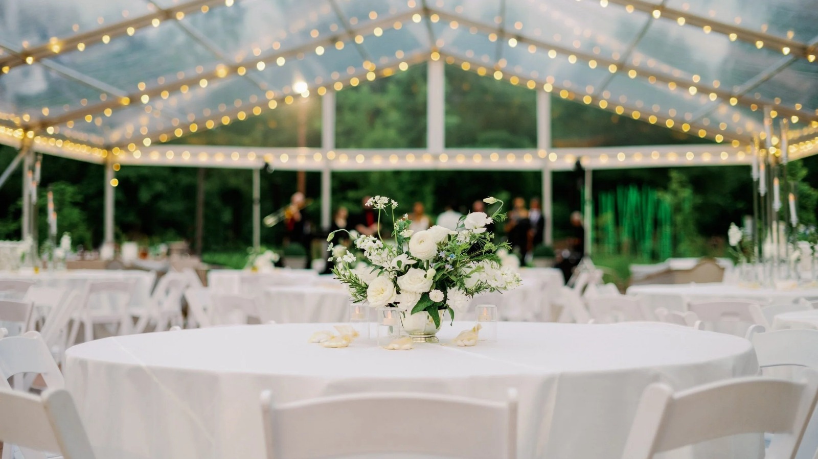Make Your Day Magical at a Quinceañera Venue Near Me