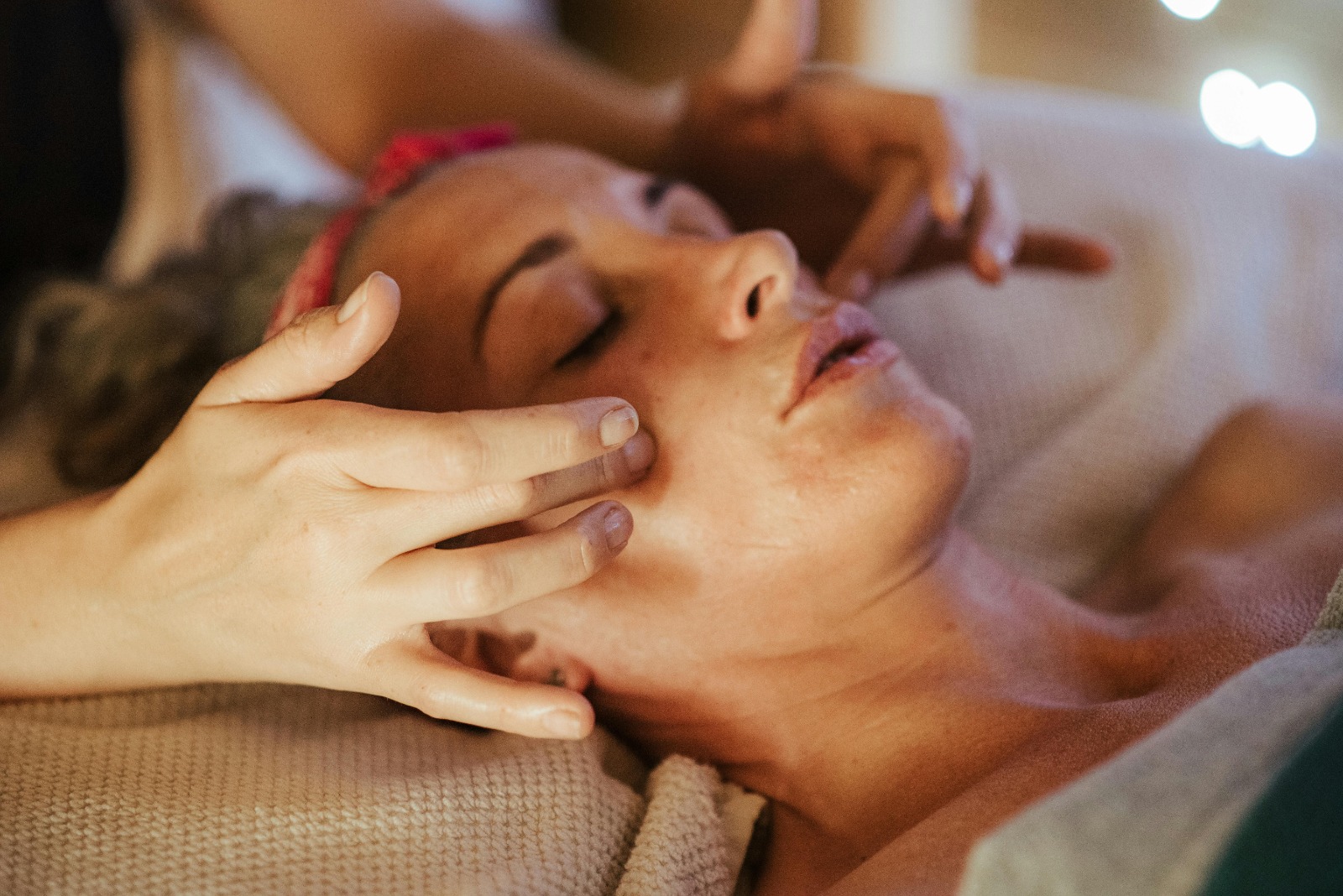 Best Facial Near Me: Enhance Your Skin’s Natural Glow