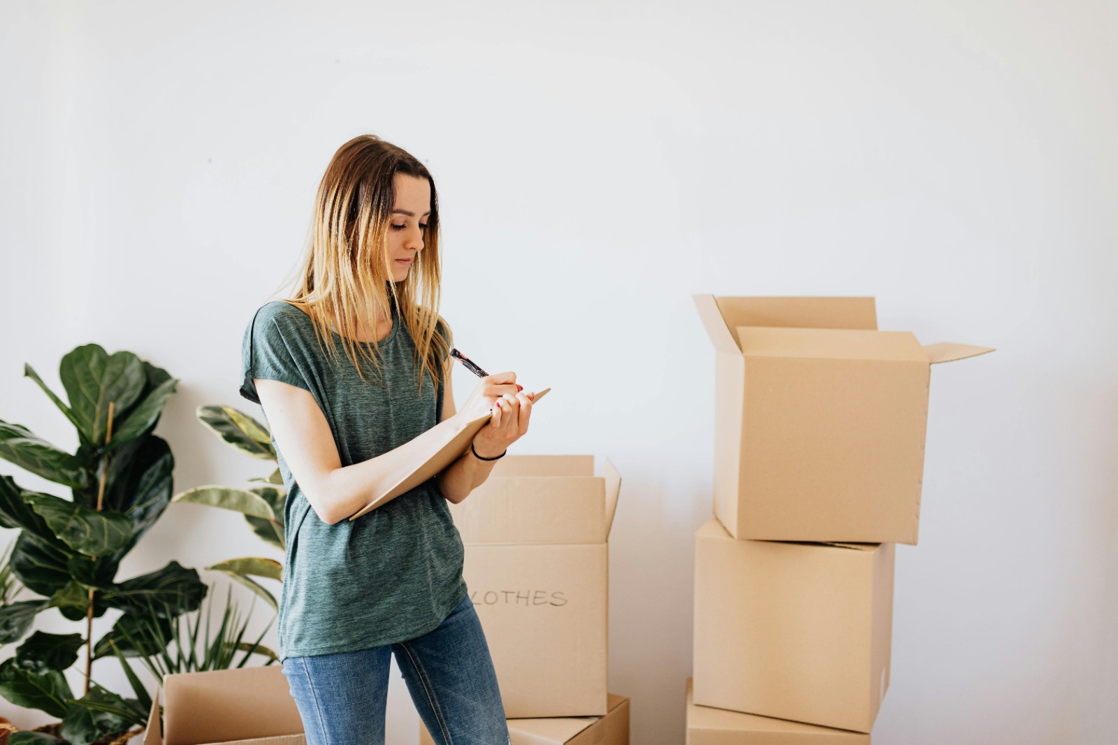 Cheap Small Shipment International Removals UK | Reloux Guide