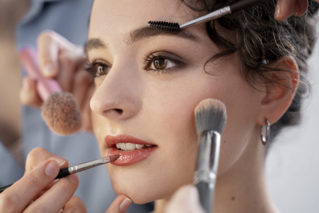 Top-Rated Makeup Courses at Iver Academy: Begin Your Career Today