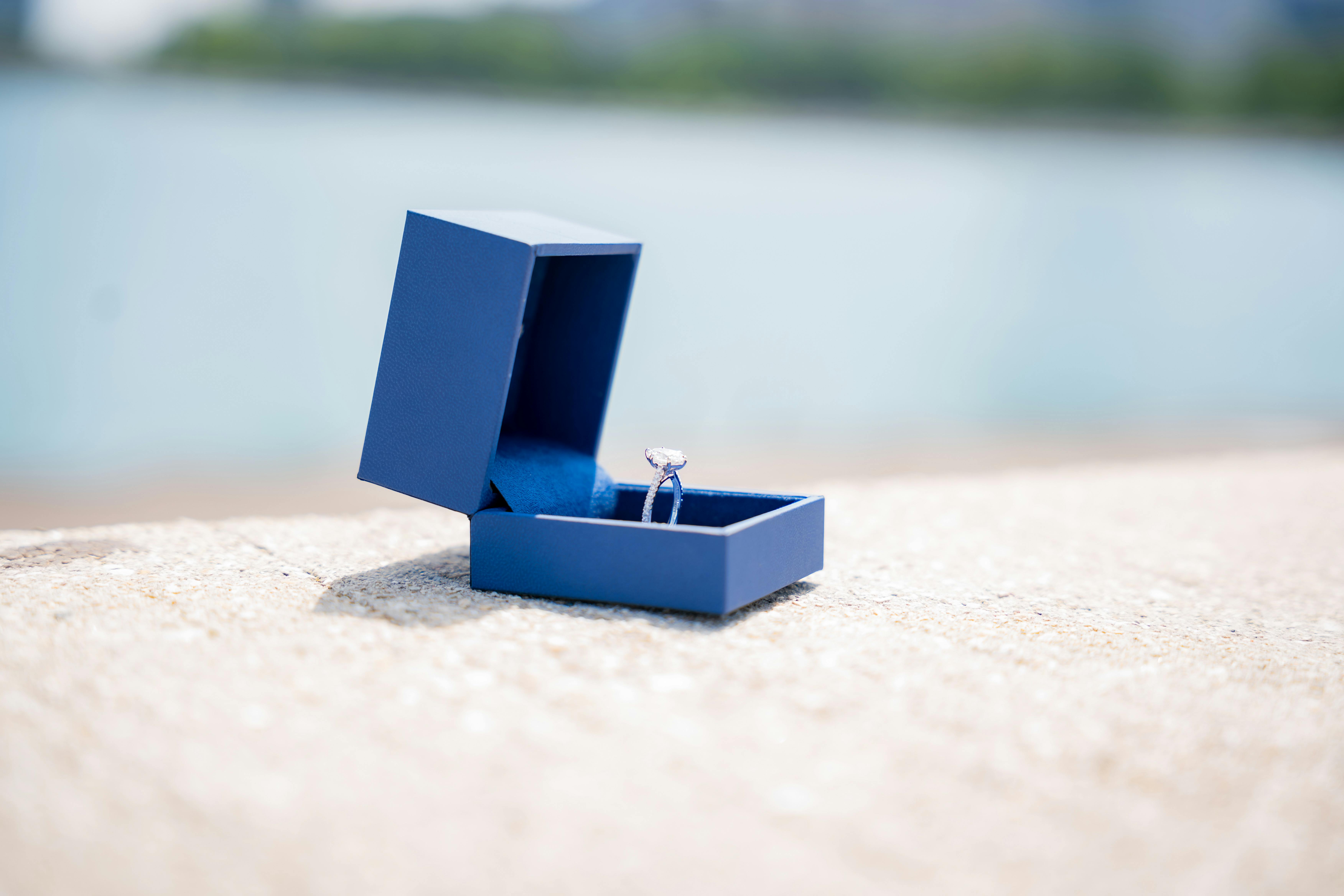 How Custom Jewelry Packaging Adds Value to Your Jewelry