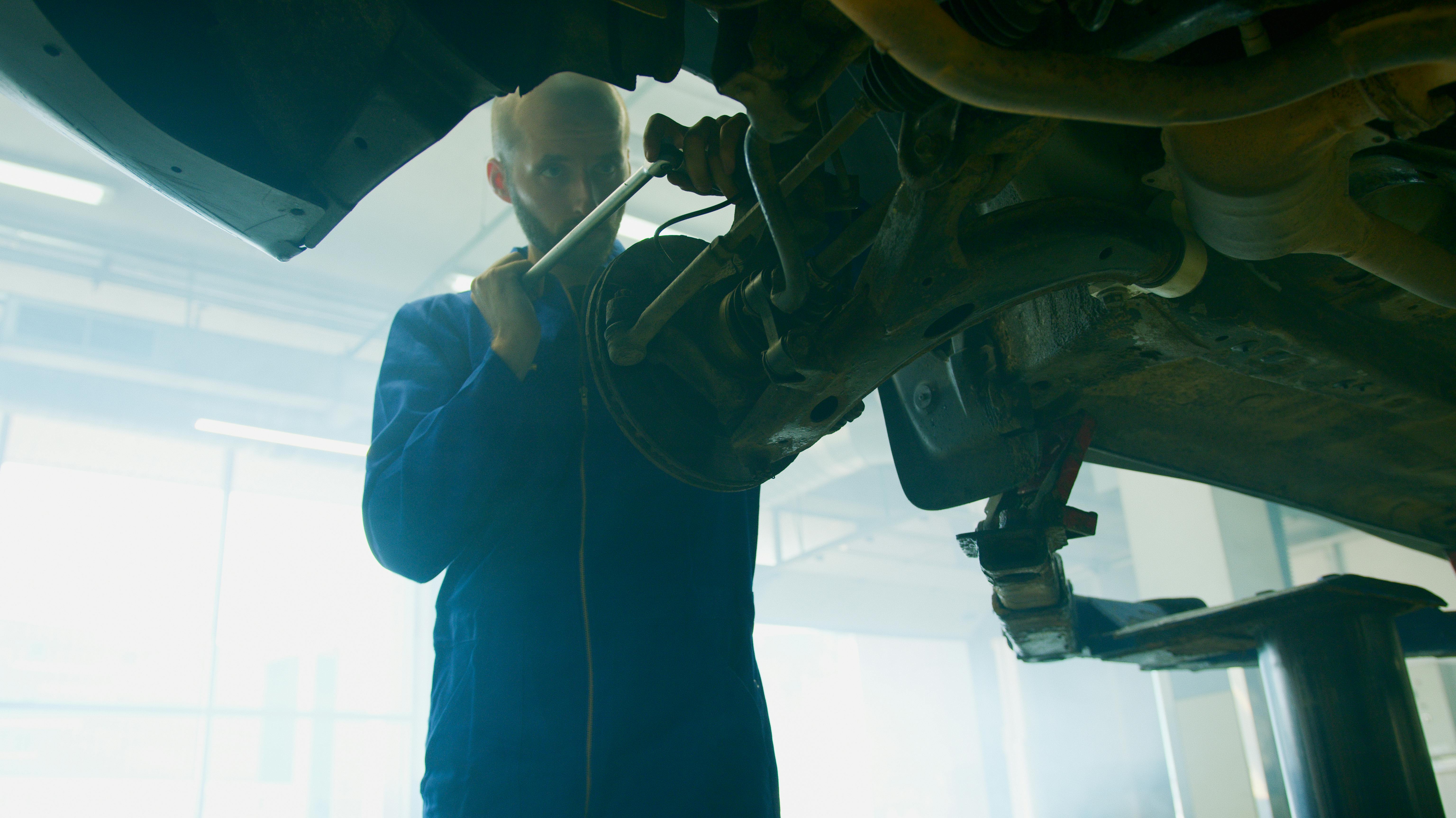 Experience the Difference with a Trusted Mechanic Shop in Glendale
