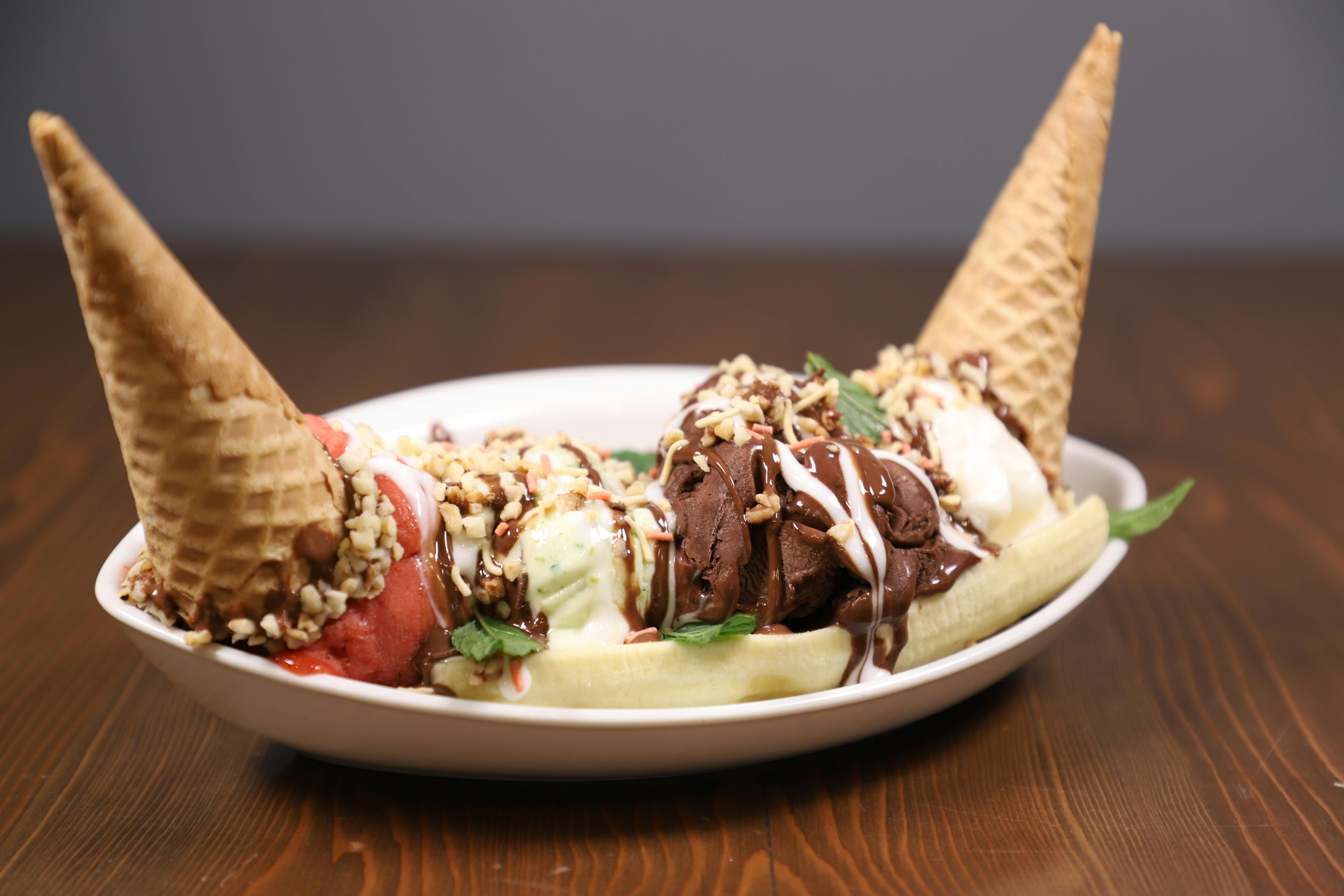 Rent a Mobile Ice Cream Cart for Your Outdoor Festival or Party