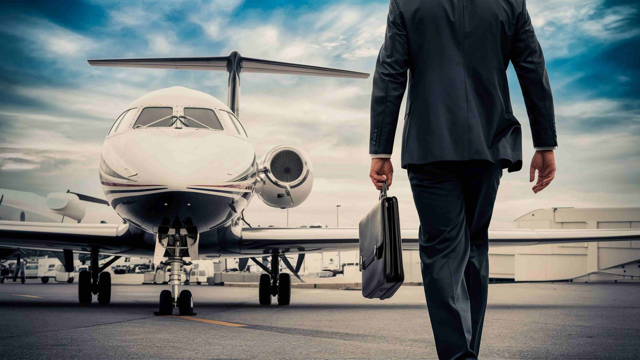 Adventurous Tips for Traveling with the Capybara Lifestyle at travelcapybara.com/