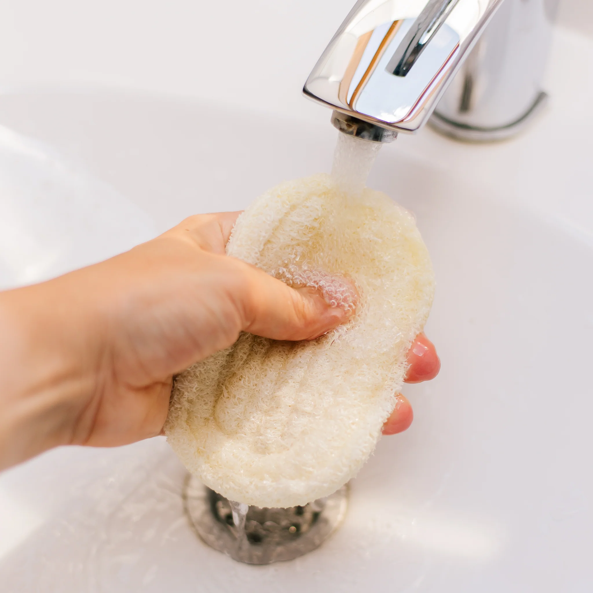 Kitchen Loofah Scrubber That Is Safe for Cookware