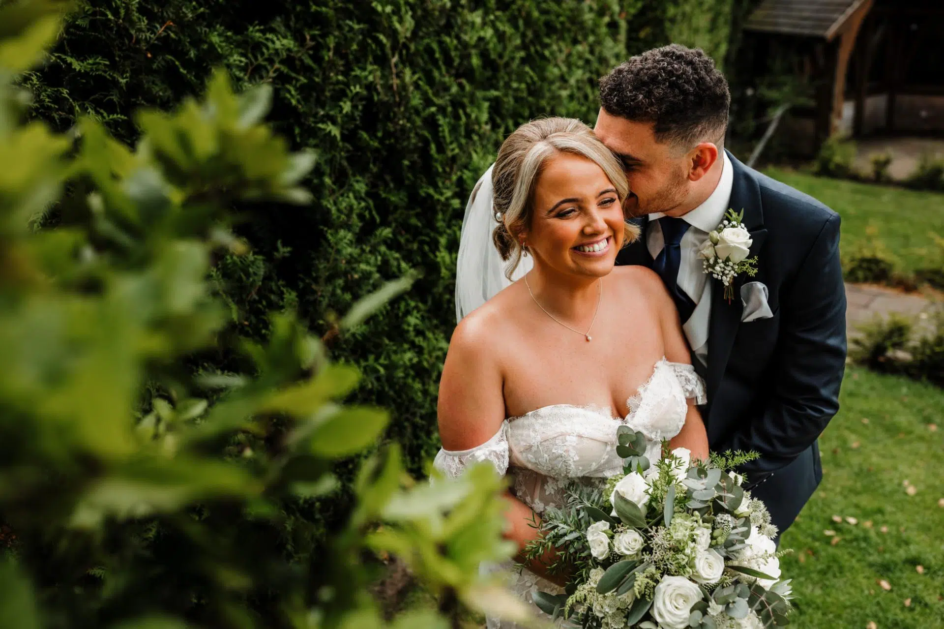 Rizing Falcon Photography: Wedding Photographer With a Passion for Real Love Stories